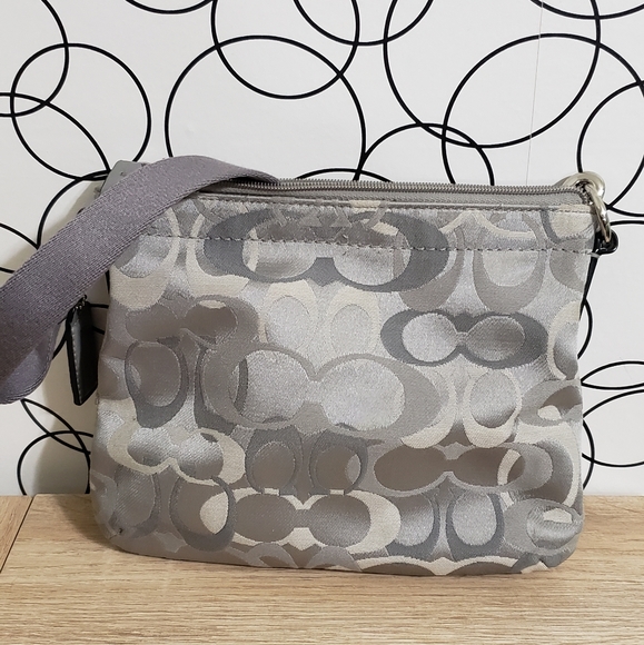 Coach Crossbody Bag - Picture 2 of 3